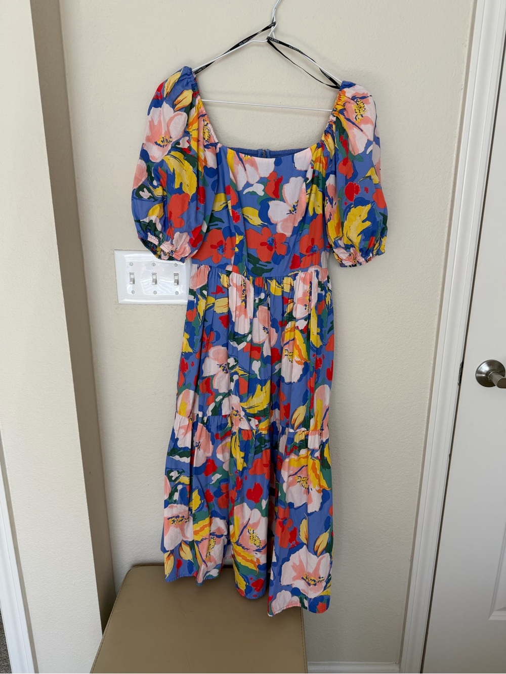 Vince Camuto Blue Floral Puff-Sleeve Midi Dress